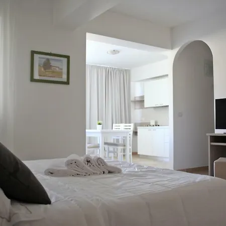 Nina Apartment